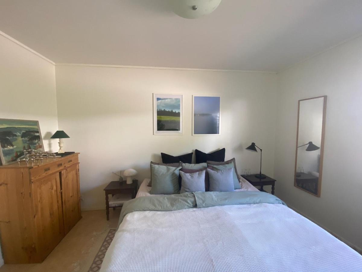 Apartment Right Next To The Golf Course And With The Ocean Just Around The Corner Ljungskile Esterno foto